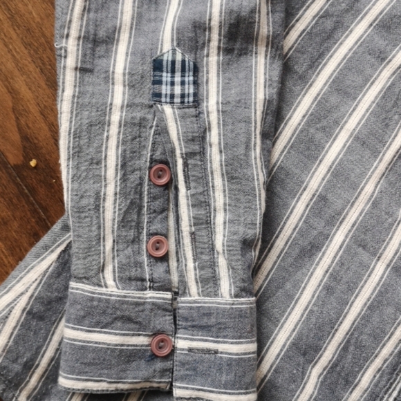 Chambray striped button down shirt - Picture 6 of 12